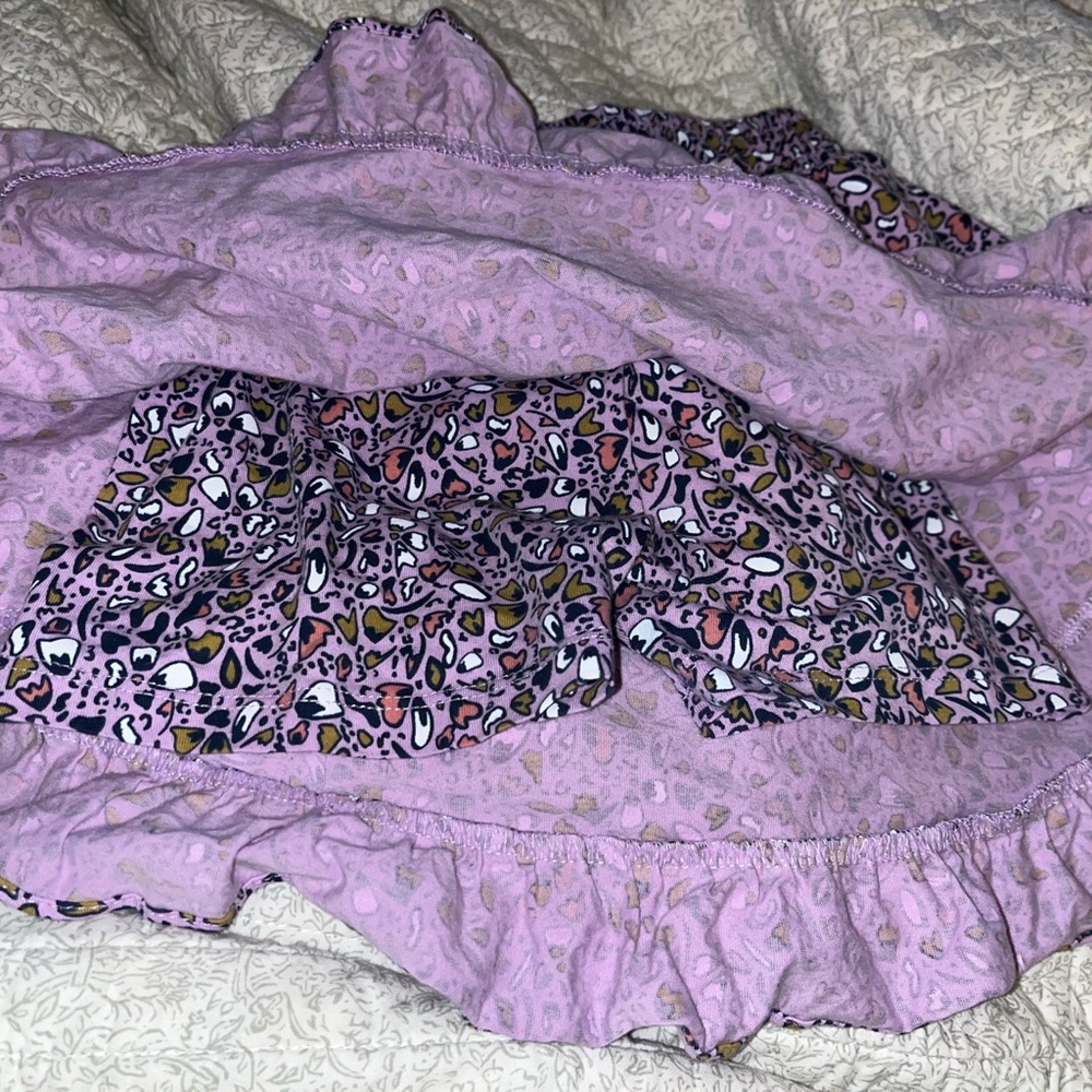 Lavender and other colors. Skorts, very comfortable. Like new.